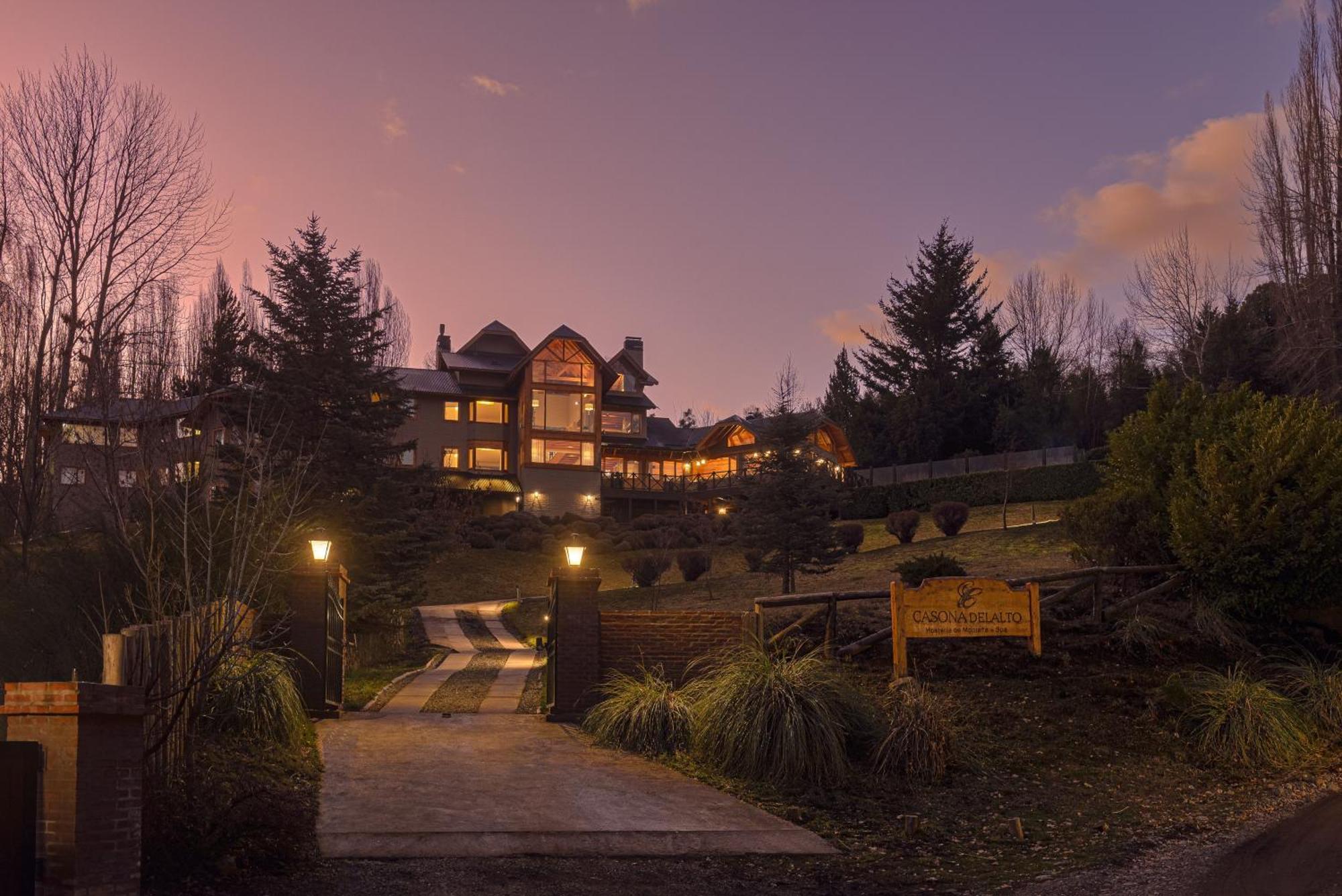 Casona Del Alto Hotel San Martin de los Andes Luaran gambar