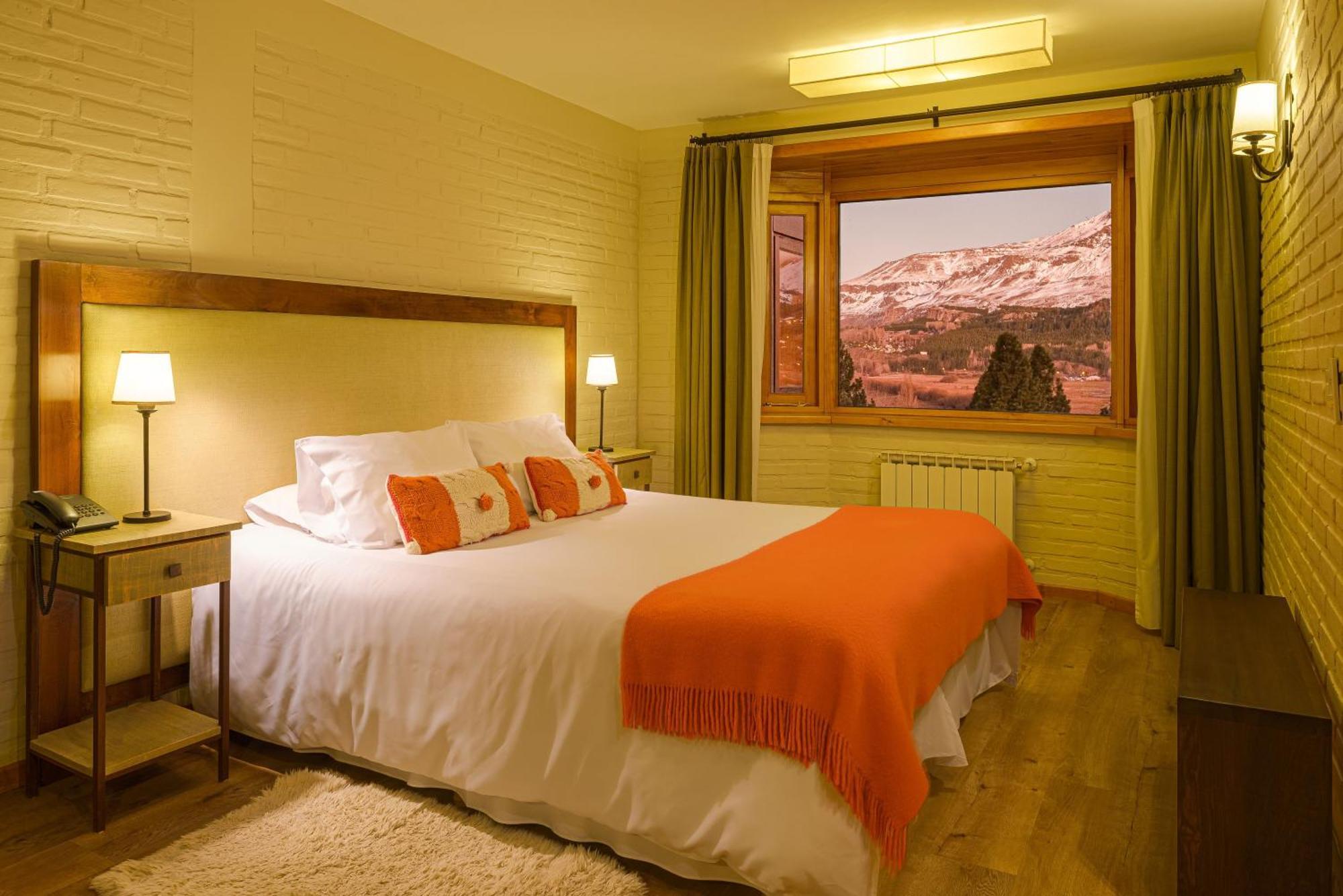 Casona Del Alto Hotel San Martin de los Andes Luaran gambar
