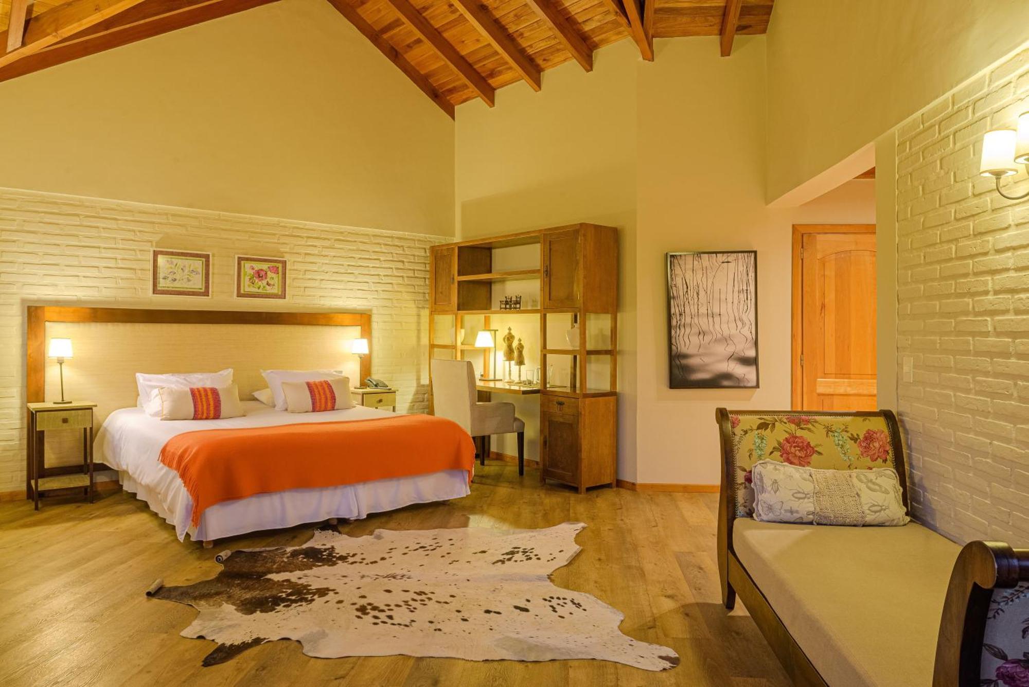 Casona Del Alto Hotel San Martin de los Andes Luaran gambar